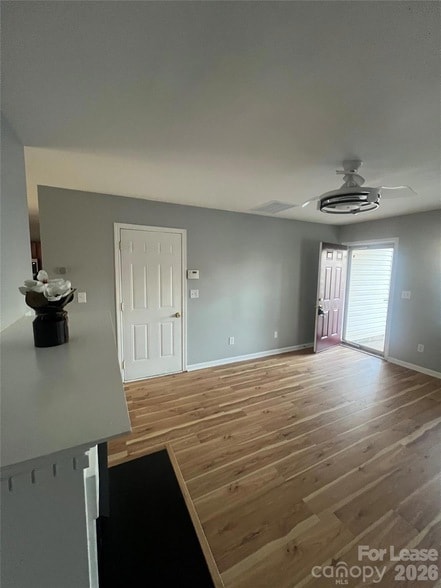 Foto del edificio - 7920 McGarry Trail