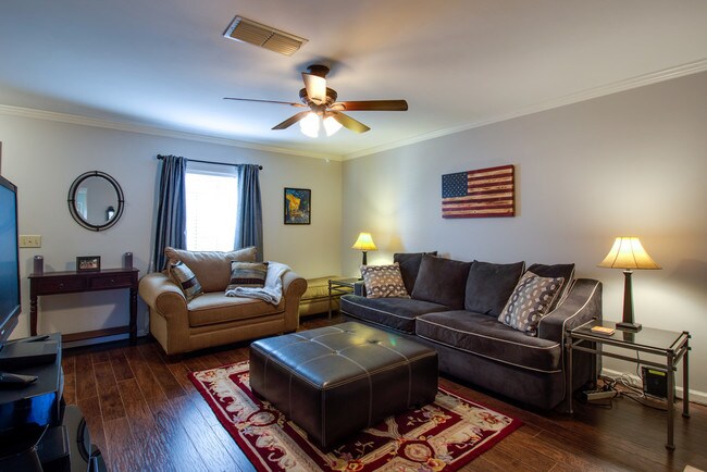 Foto del edificio - 308 Brentwood Point