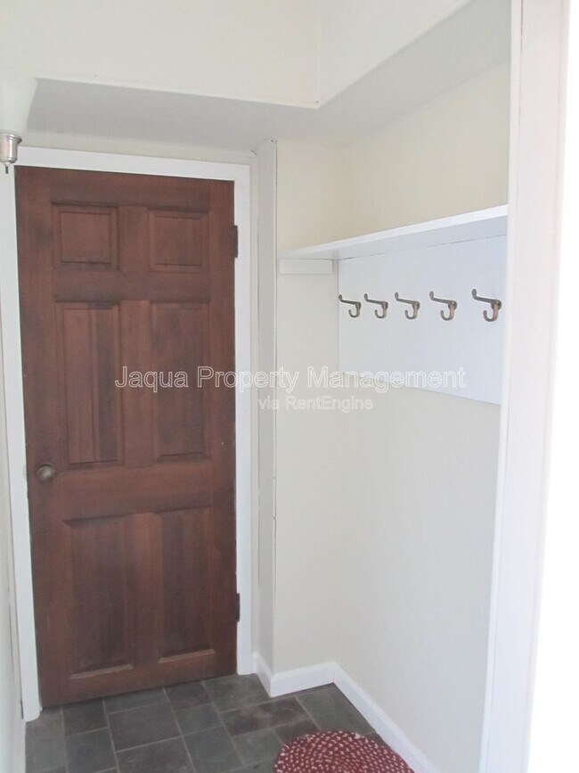 Foto del edificio - 6234 E V Ave