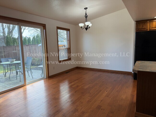 Foto del edificio - 6150 E Sarazen St SE