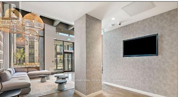 Building Photo - 10 Abeja St