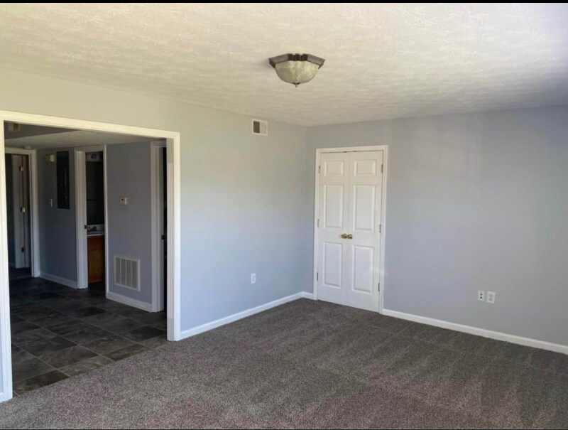 Foto principal - 106 Kenilworth Ct