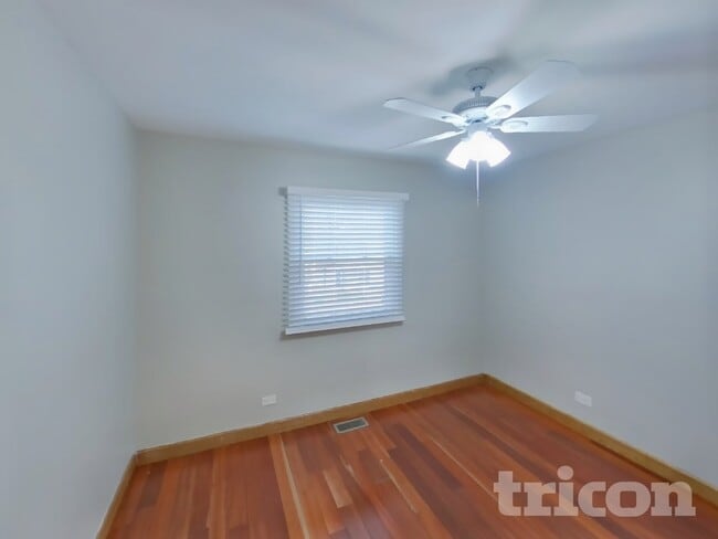 Foto del edificio - 4440 Trailside Ct