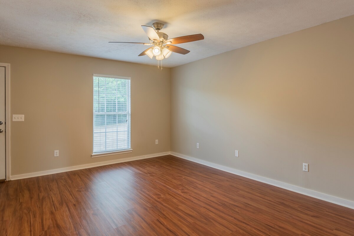 1255 Louisville St, Starkville, MS 39759 Townhome Rentals in Starkville MS
