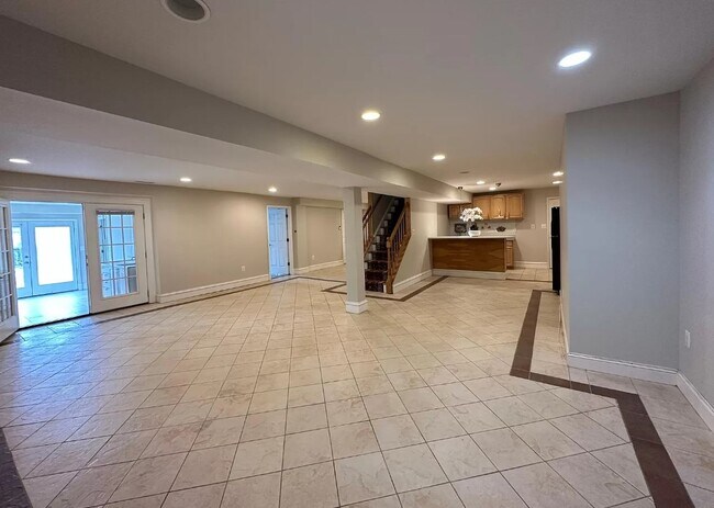 Building Photo - 9206 Hambletonian Pl