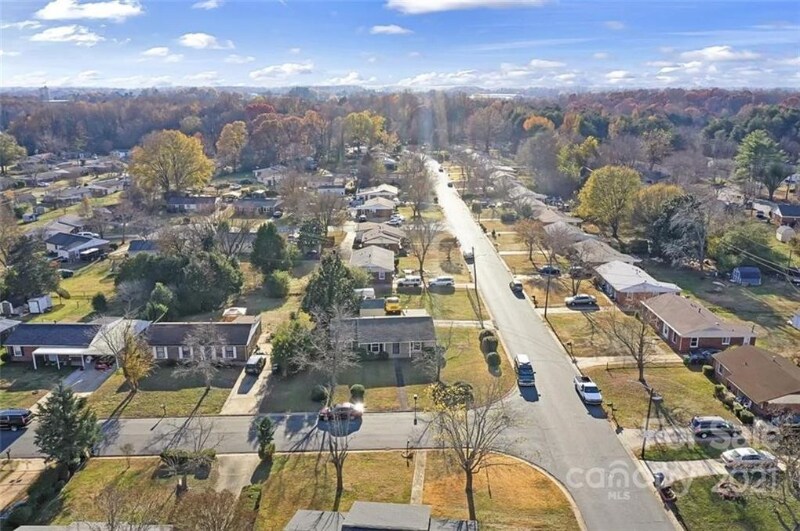 Primary Photo - 3721 Fagan Way