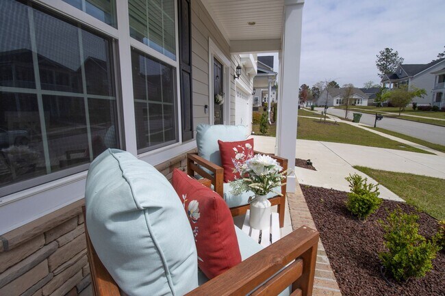 Building Photo - Charming 4-Bedroom Rental in Columbia’s De...