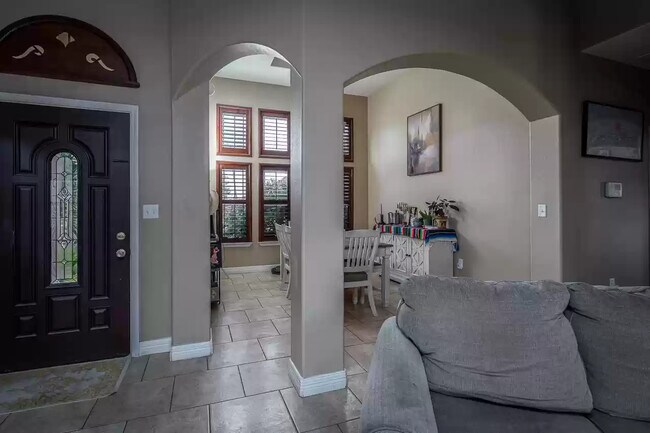 Foto del edificio - 532 Quail Creek Dr