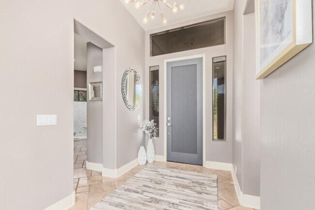 Foto del edificio - 7181 E Bramble Berry Ln