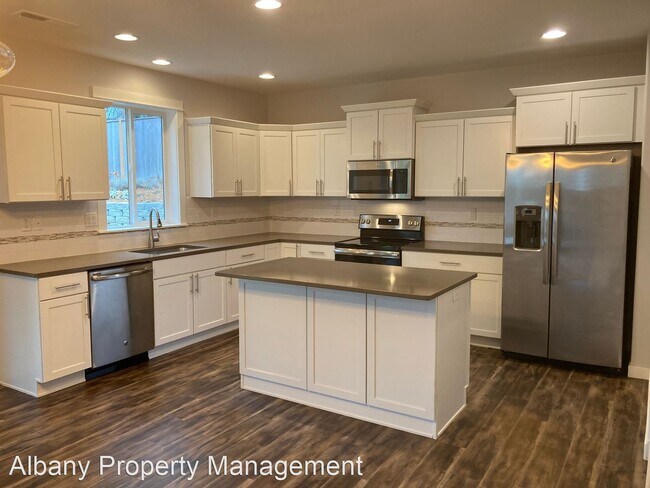 Foto del edificio - 3 br, 2.5 bath House - 2898 Amble Side Ct NW