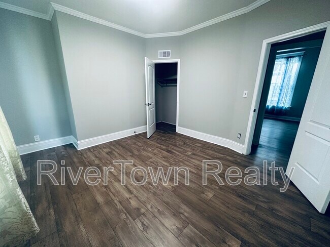 Foto del edificio - 215 N Bellevue Blvd