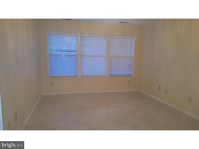 Foto del edificio - 119 Acadia Ct