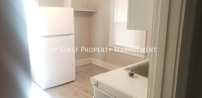 Foto del edificio - 1826 6th Ave