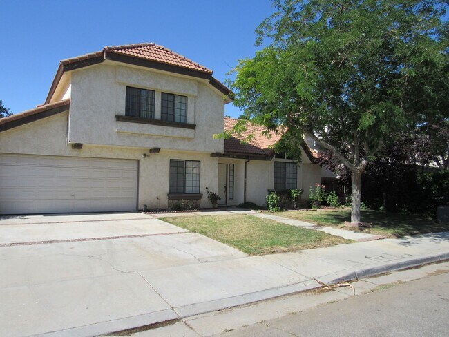 Building Photo - (APPLICATION PENDING) Quartz Hill home in ...