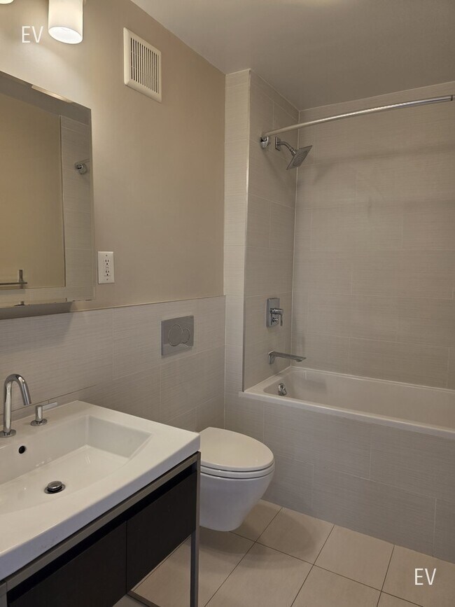 Foto del edificio - 80 North Moore-ev4N