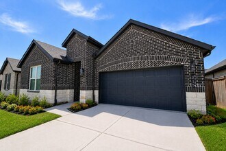 Building Photo - 215 Springfield Terrace Dr