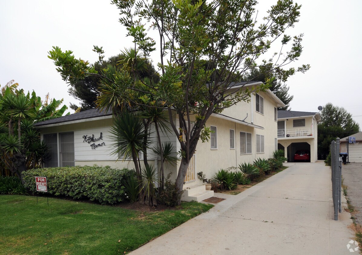 Building Photo - Kittyhawk Manor