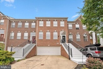 Building Photo - 43134 Shadow Terrace