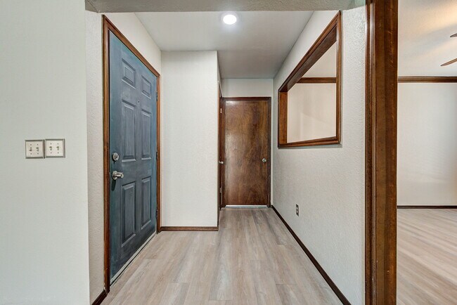Building Photo - 8033 NW 113th St