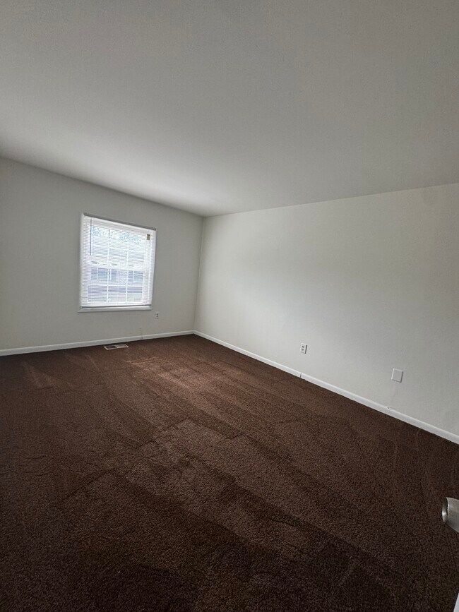 Building Photo - 9225 Bridle Path Ln