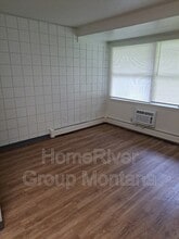 Building Photo - 707 SW Higgins Ave Building Photo - 707 SW Higgins Ave