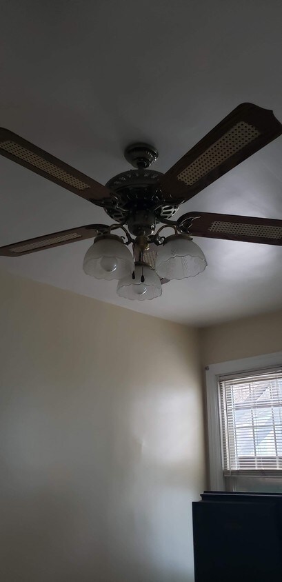Foto principal - 302 5th Ave