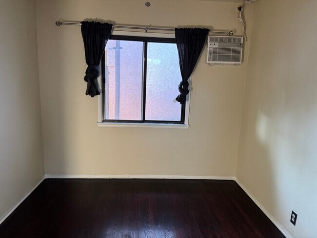 Bedroom - 11809 1/2 Valerio St