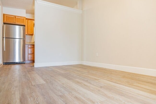 Foto del edificio - 626 W Central Ave