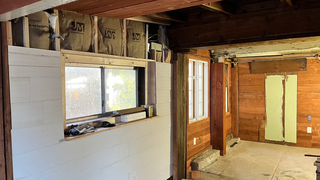 Building Photo - 1472 Silverwood Dr