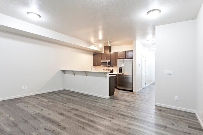 Foto del edificio - Valley Pointe Townhomes