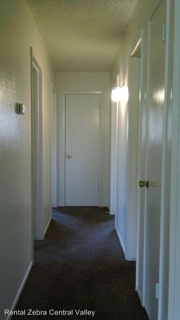 Building Photo - 3 br, 2 bath House - 1831 Phoenix Way