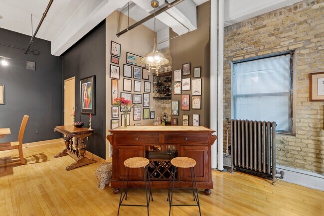 BAR AND WINE RACK - 730 N Plankinton Ave