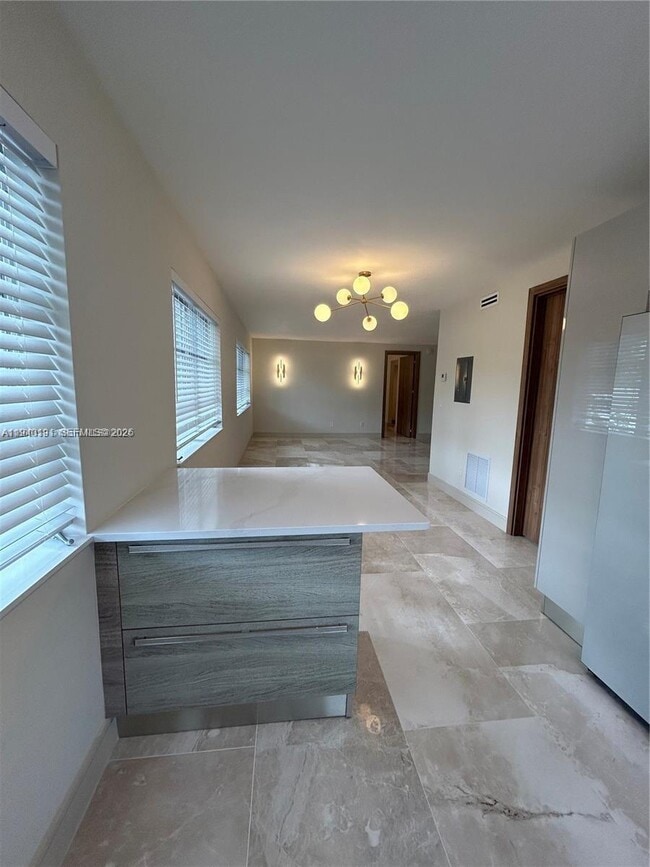 Foto del edificio - 1060 92nd St