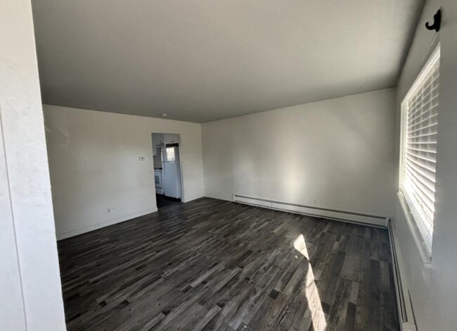 Building Photo - 119 N 5th Ave