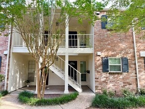 Building Photo - 857 Wax Myrtle Ln