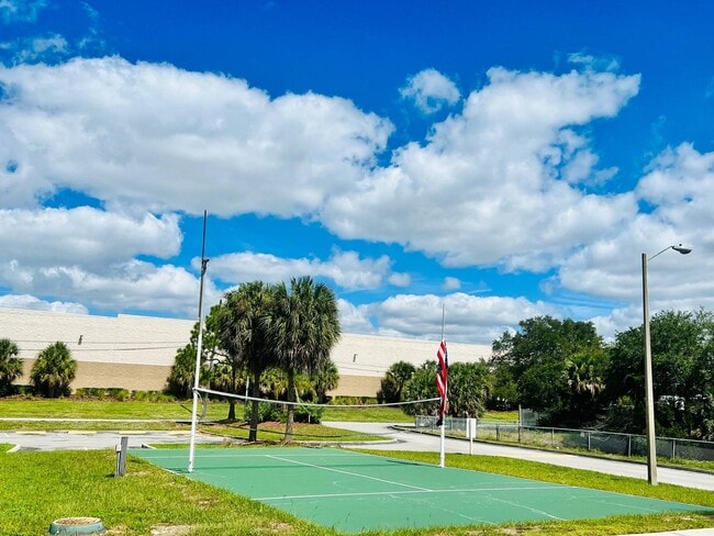 Tennis Court - Cypress Place Apartments