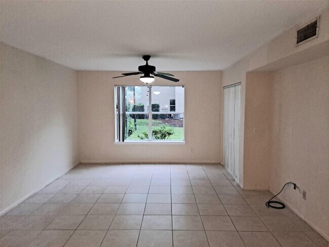 Building Photo - 1845 Palm Cove Blvd