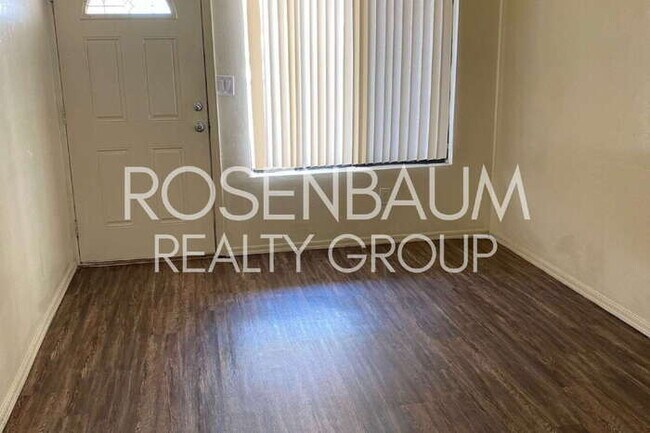 Foto del edificio - Beautifully designed 1-bed, 1-bath condo t...