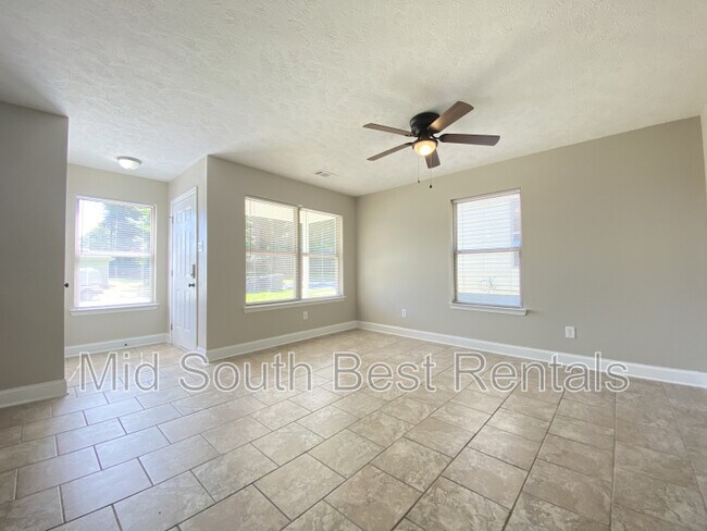 Building Photo - 312 Bellewood Ln