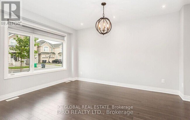 Building Photo - 25 Nightjar Dr