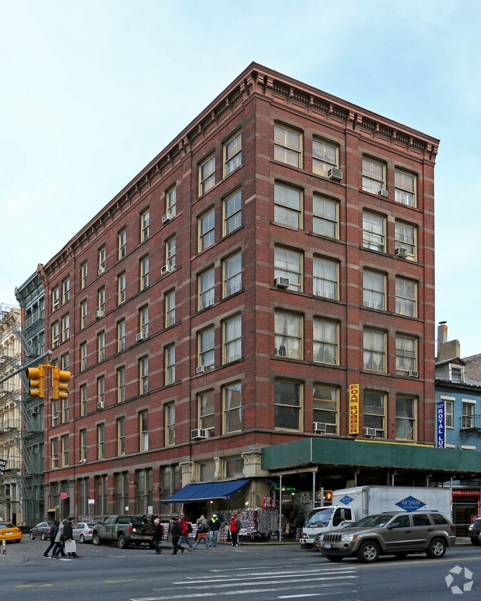 Primary Photo - 329-331 Canal St