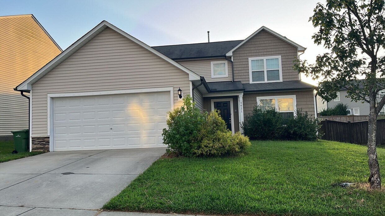 Foto principal - 2621 Tummel Ln