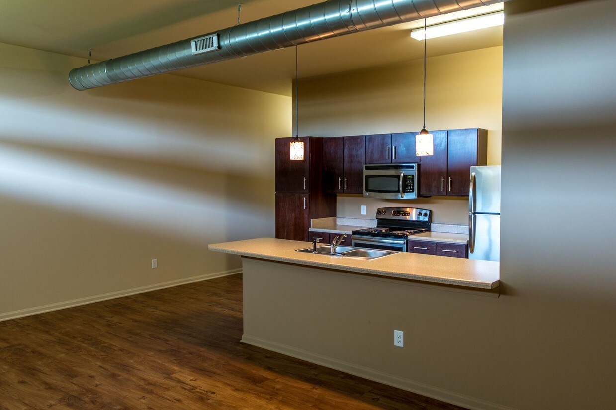 Foto principal - 5106 Delaware Ave