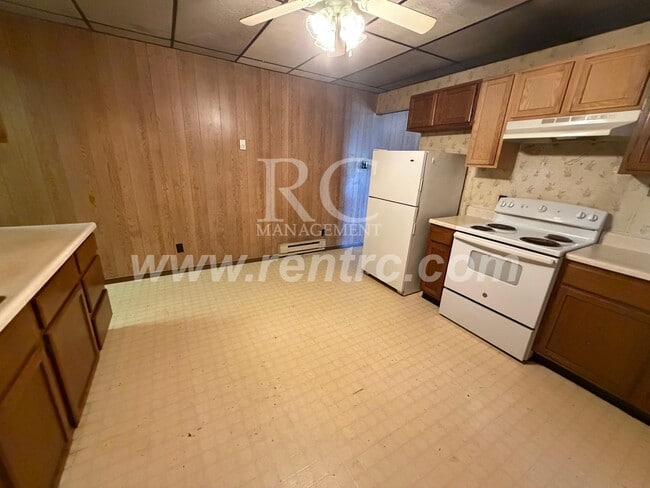 Building Photo - 1307-C Lape-