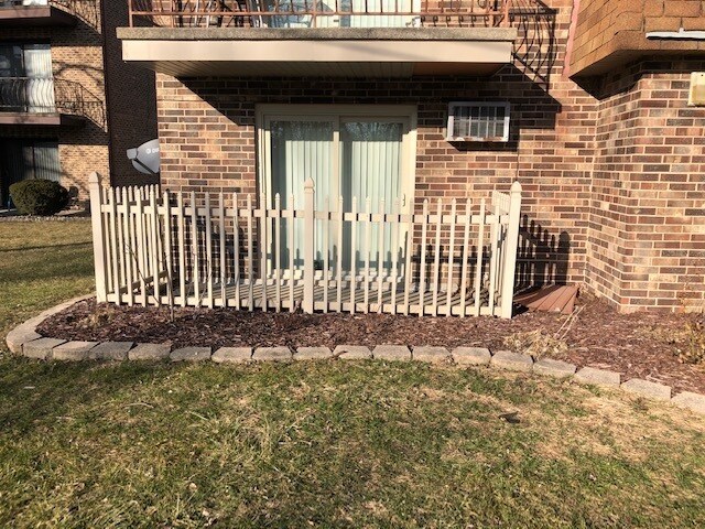 Primary Photo - 444 E Glenwood Dyer Rd