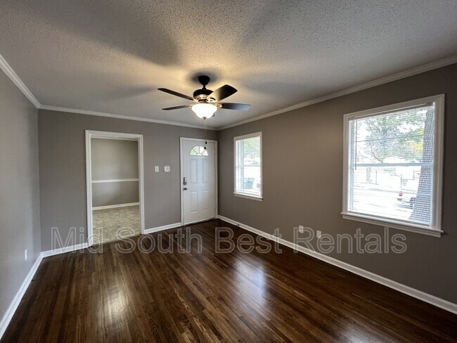 Foto del edificio - 2323 Hillside Ave