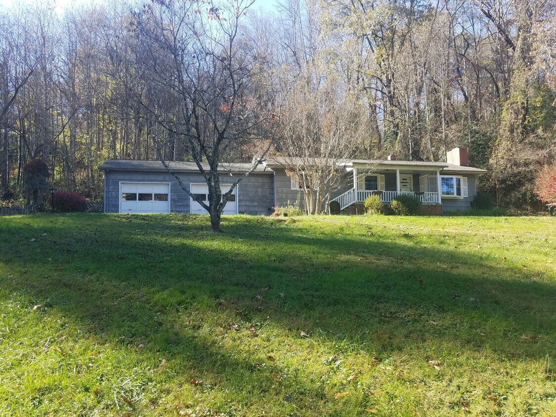 Foto principal - 41 Gingko Ln