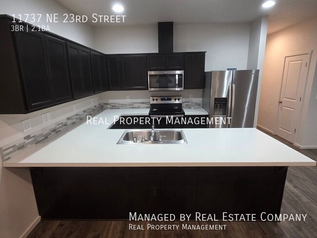 Foto del edificio - 11737 NE 23rd St