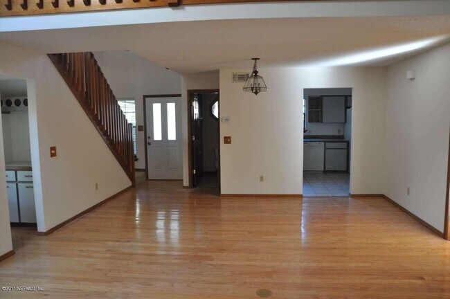 Foto del edificio - 3926 High Pine Rd