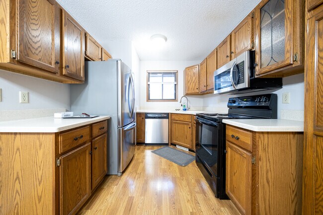 Building Photo - 13463 Zenith Ln